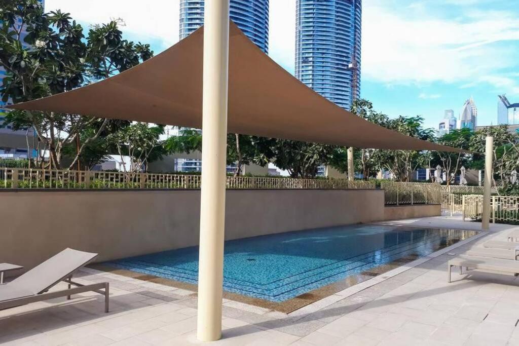 First Class 3Br With Full Burj Khalifa And Fountain View Дубай Екстер'єр фото